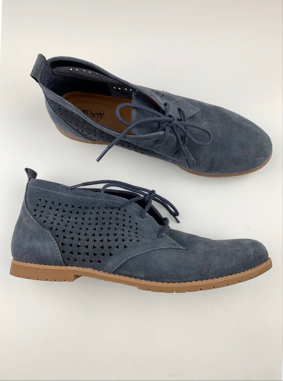 Eurosoft by Sofft Emmeline Ankle Boots Chukka Blue Suede Perforated Women's 10